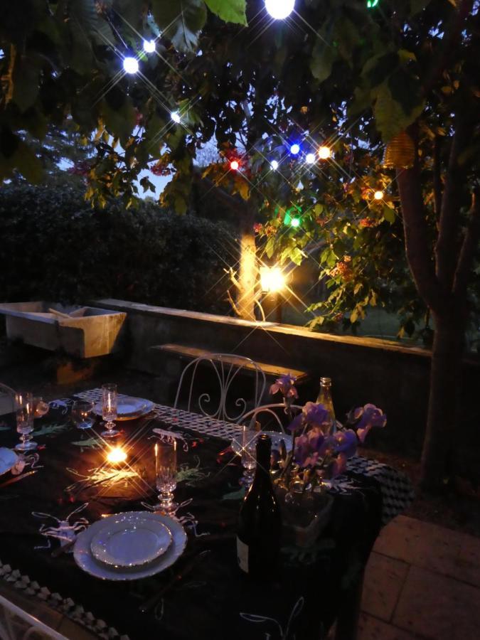 Gite L'Auguste Maison D'Hotes Valensole Dış mekan fotoğraf